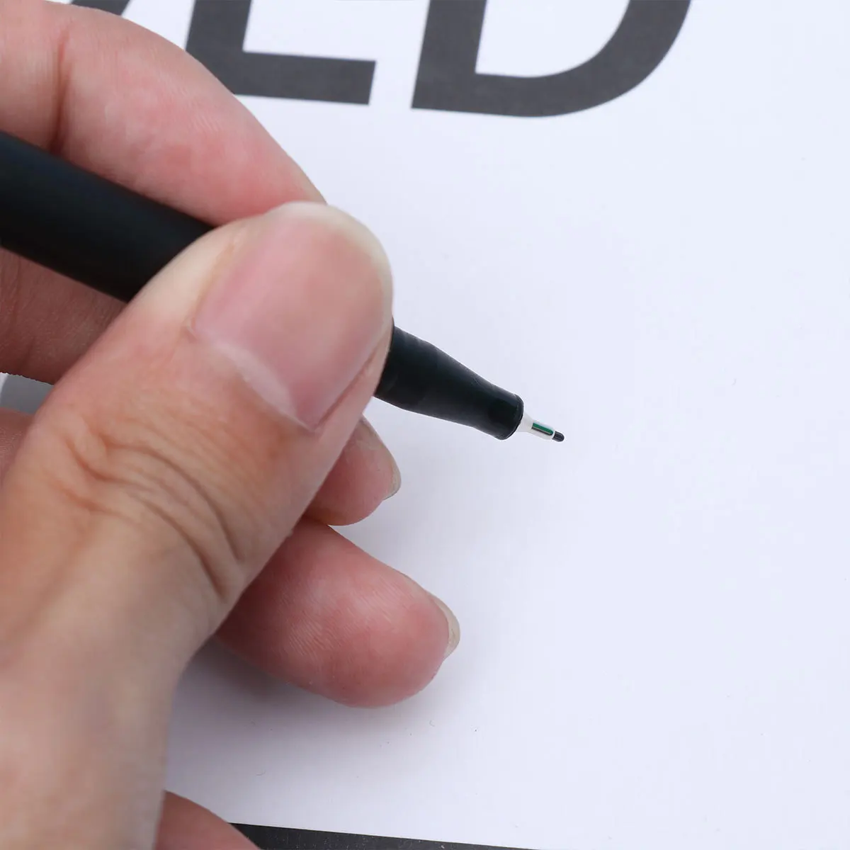 

12Pcs Fine Tip Drawing Marker Pen Set Colorful Superfine Metal Tipped for Journaling Writing Note Taking Office