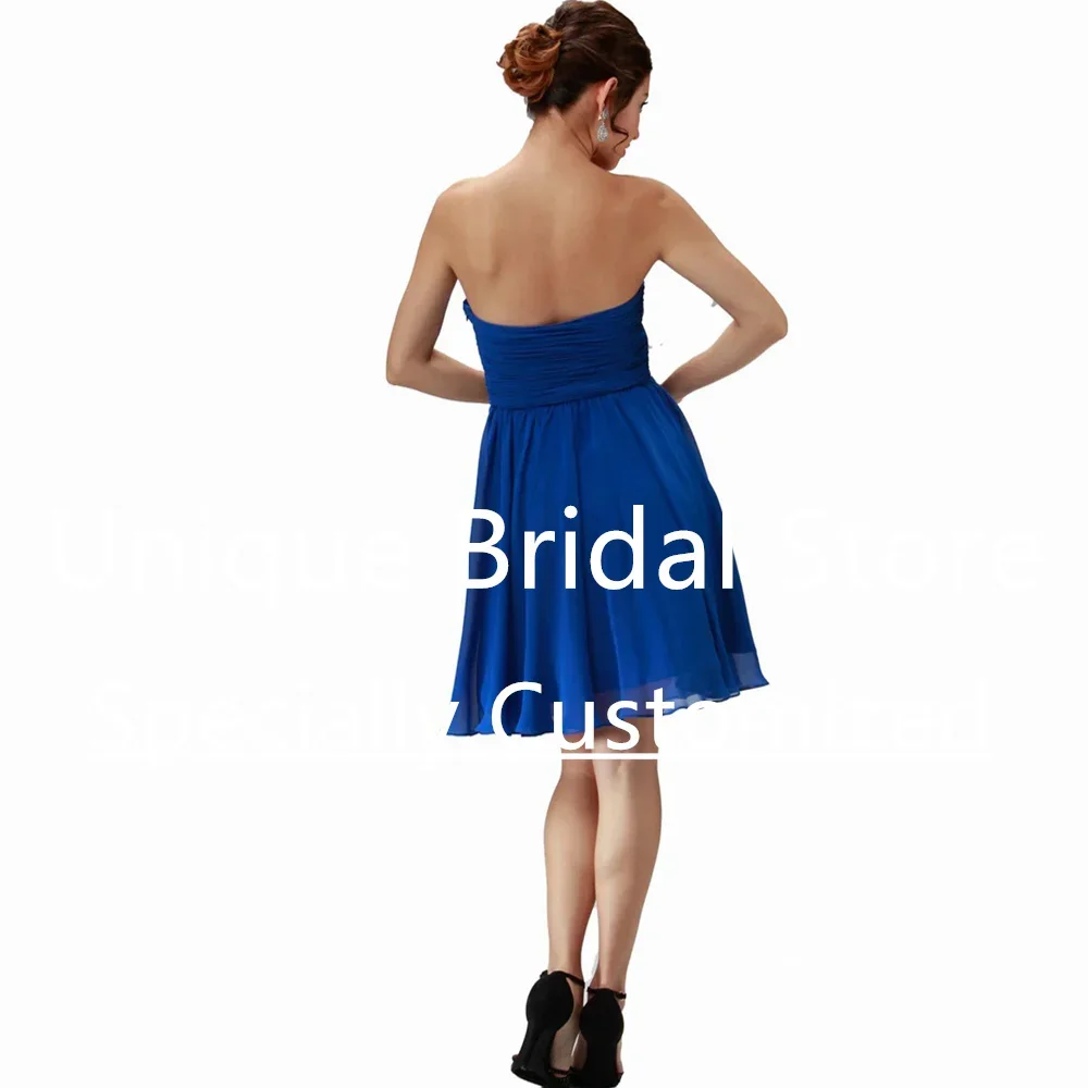 Op maat gemaakte elegante nieuwe avondcocktailjurken Strapless Sexy Sweetheart Hals A-lijn Mouwloos Open rug Illusie Kort feest