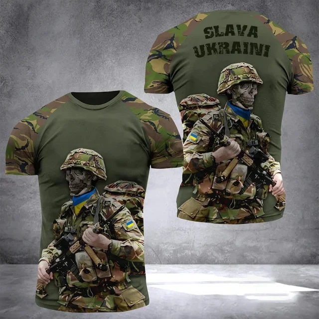 Camiseta de manga corta con camuflaje militar, estampado de calavera de soldado y letras en la espalda con la inscripción Slava Ukraini, top informal con cuello redondo