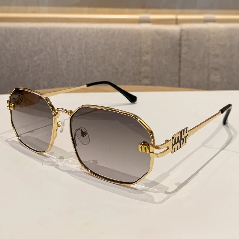 Thumbnail 4 - #23 Cheap Outdoor UV Sunglasses Worth Buying