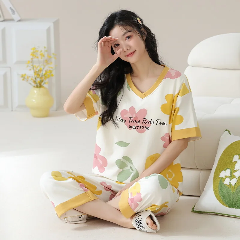 Women's Summer Thin Pure Cotton Pajamas Fashion Round Neck Short Sleeve Capris Oversized Comfortable Casual Home Clothing Set