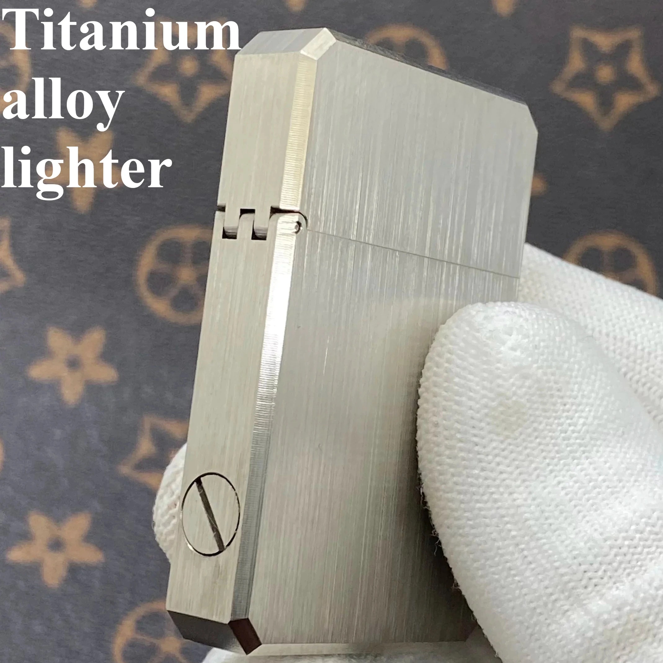 

Titanium Alloy High-end Octagonal CNC Integrated Hollow Lighter Ultra-thin Windproof Portable Men's Gift Outdoor EDC Tool
