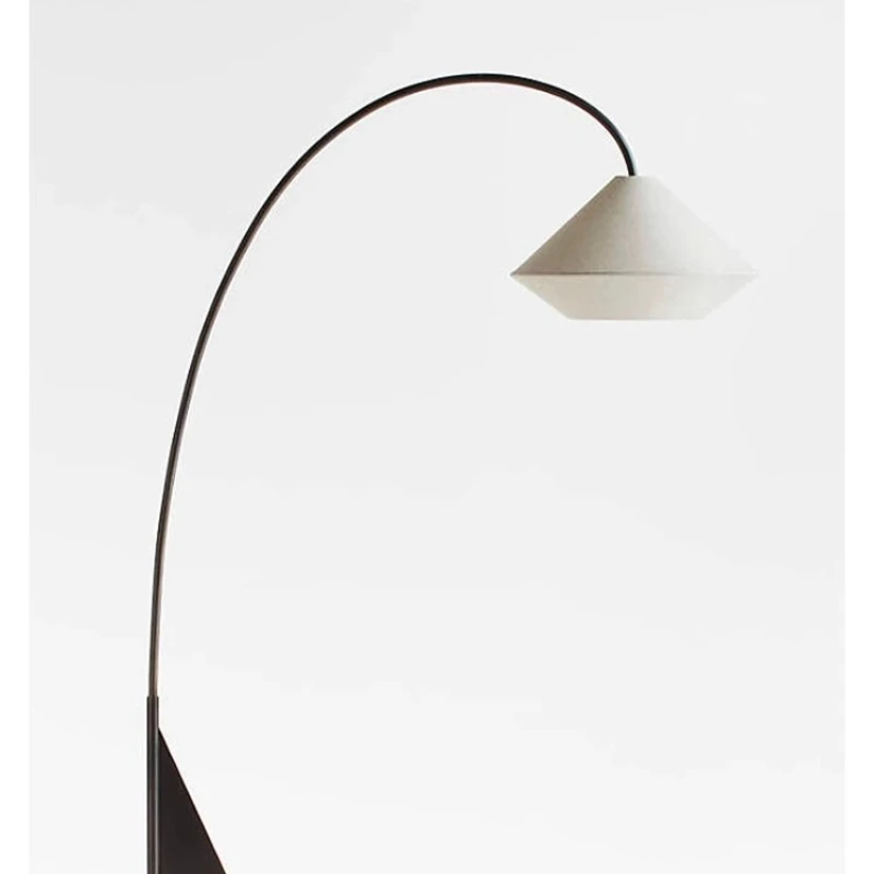 High-end fishing lights, living room atmosphere, light luxury floor lamps next to the sofa
