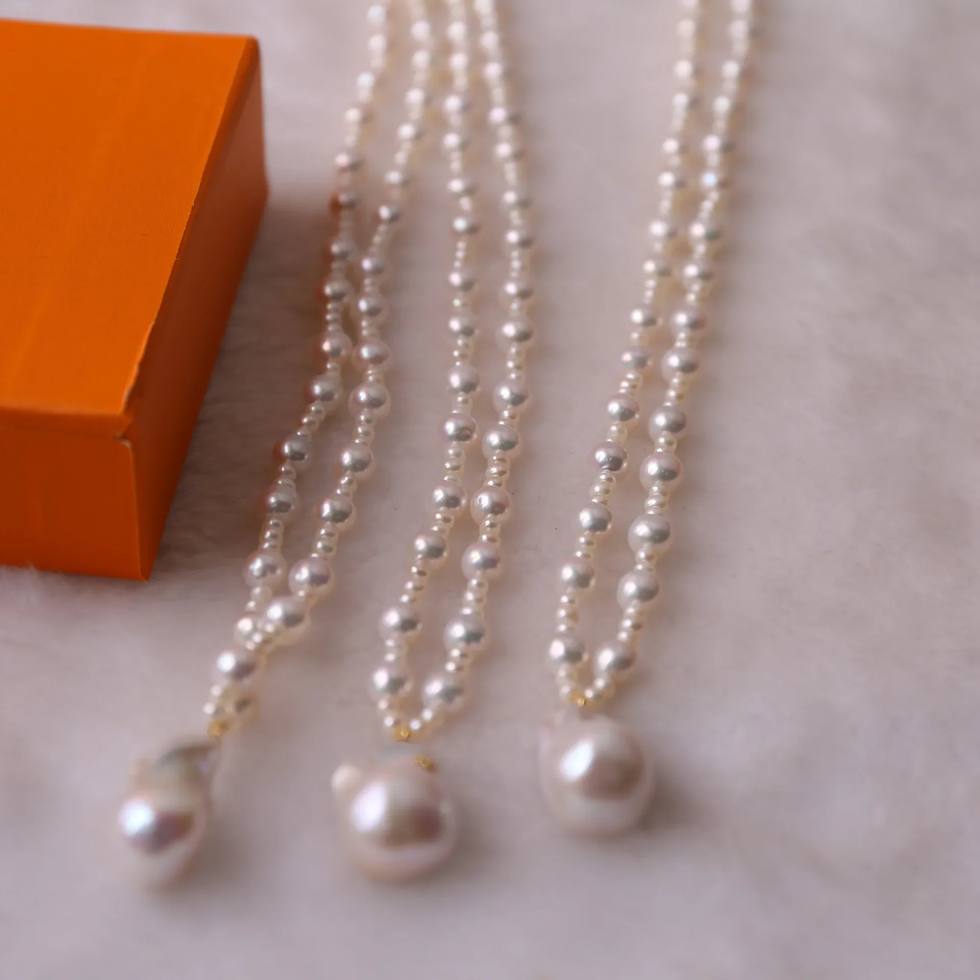 

Baroque Pearl Necklace Fashion Simple Irregular Necklace mens necklace