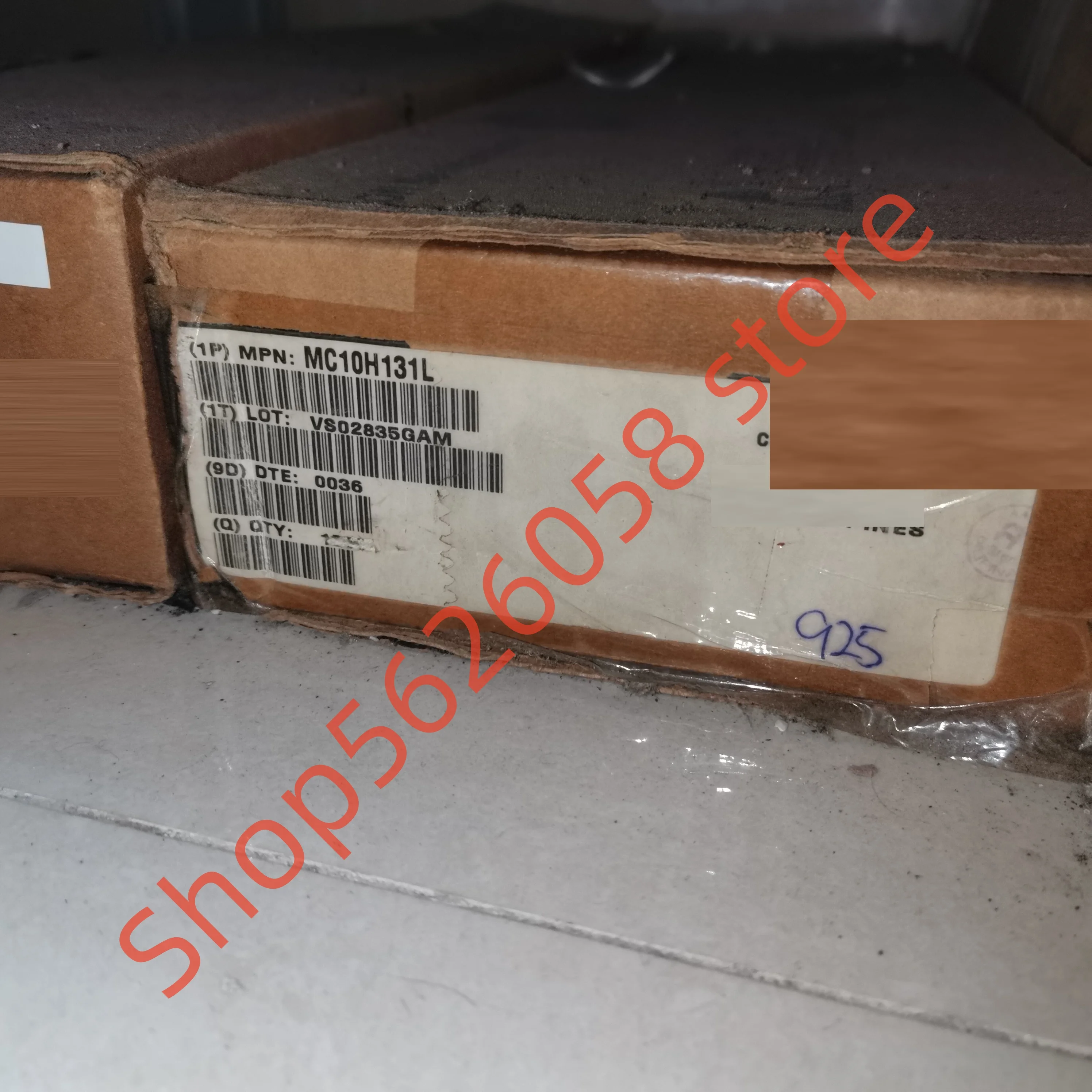

MC10H131L CDIP 2 шт./лот оригинальные и аутентичные, бесплатная доставка