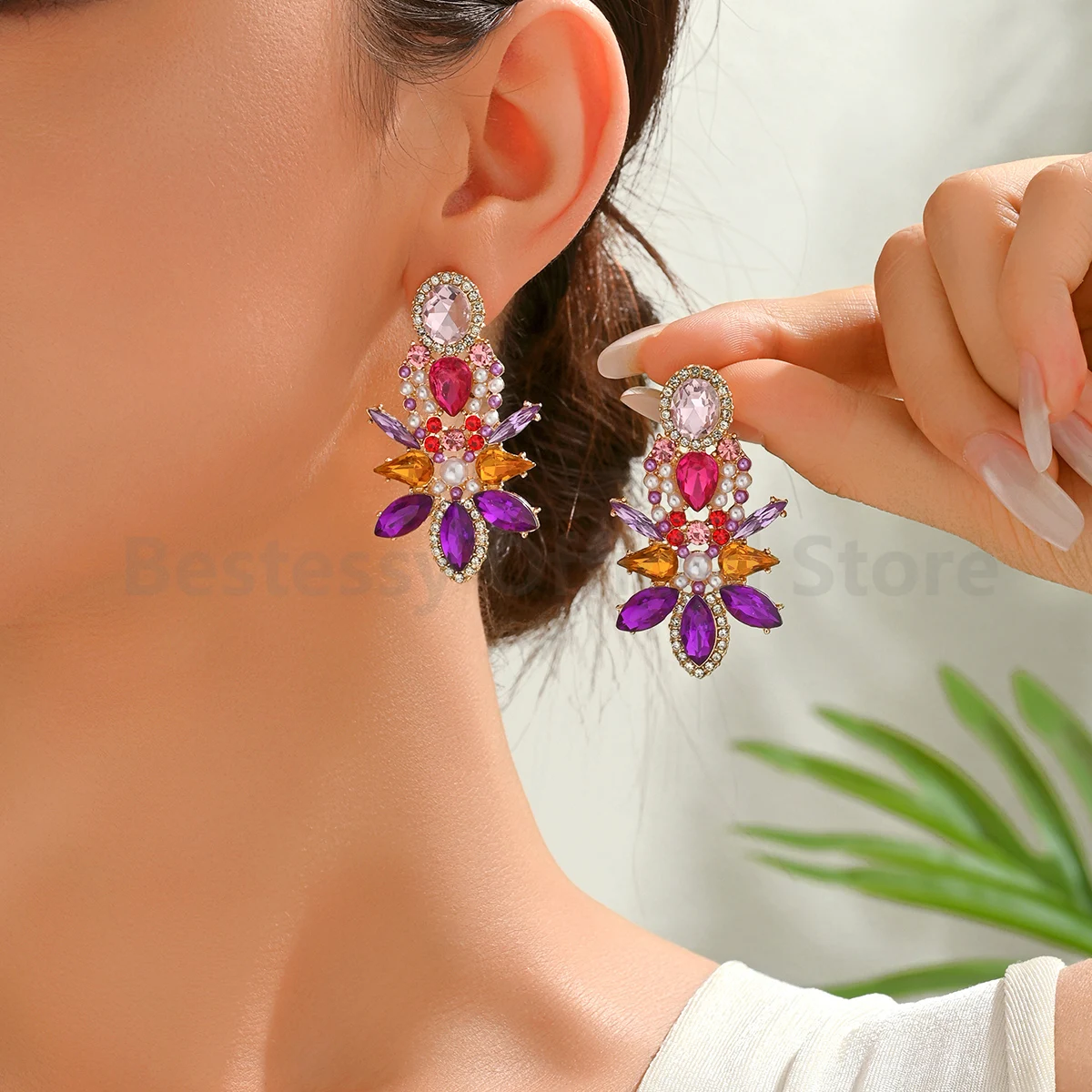 

Vintage Colorful Imitation Pearl Rhinestone Large Stud Earrings For Women Elegant Gorgeous Luxury Jewelry Party Prom Daily Wear