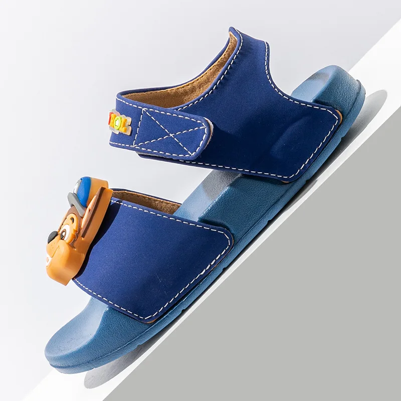 صنادل عصرية للأطفال من باو باترول، جميعها ترتدي صنادل مريحة مانعة للانزلاق بحزام كعب ليس من السهل خلع أحذية القدم للأطفال