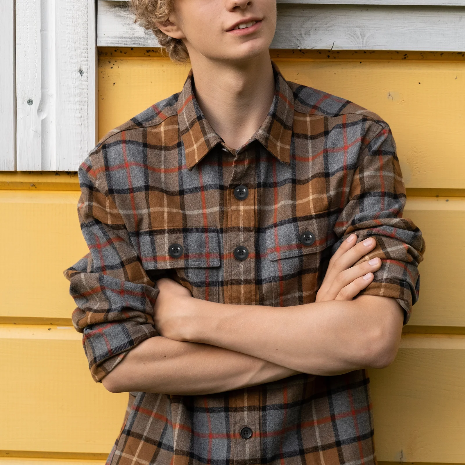 

20Pcs Round Wooden Buttons Four Hole Sewing Button for Clothes Crafts Holiday Party Decor Costume DIY Projects