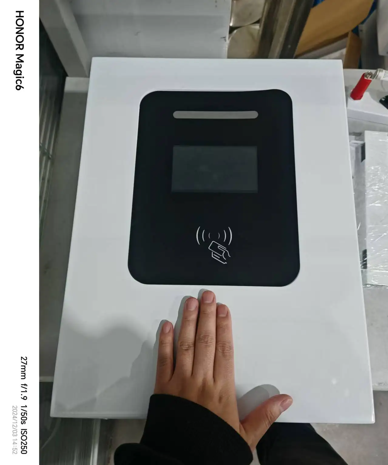 

New Design CCS2 7kW DC Fast Electric Vehicle Wallbox Charging Station.
