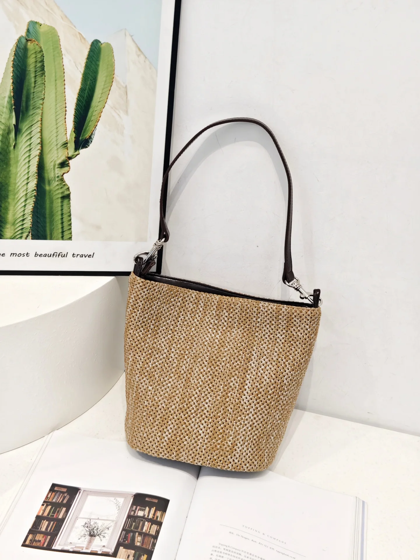borsa-a-secchiello-casual-da-donna-in-tessuto-a-tracolla-singola-nuova-collezione-moda-estate-2026-in-morbido-poliestere-con-chiusura-a-cerniera