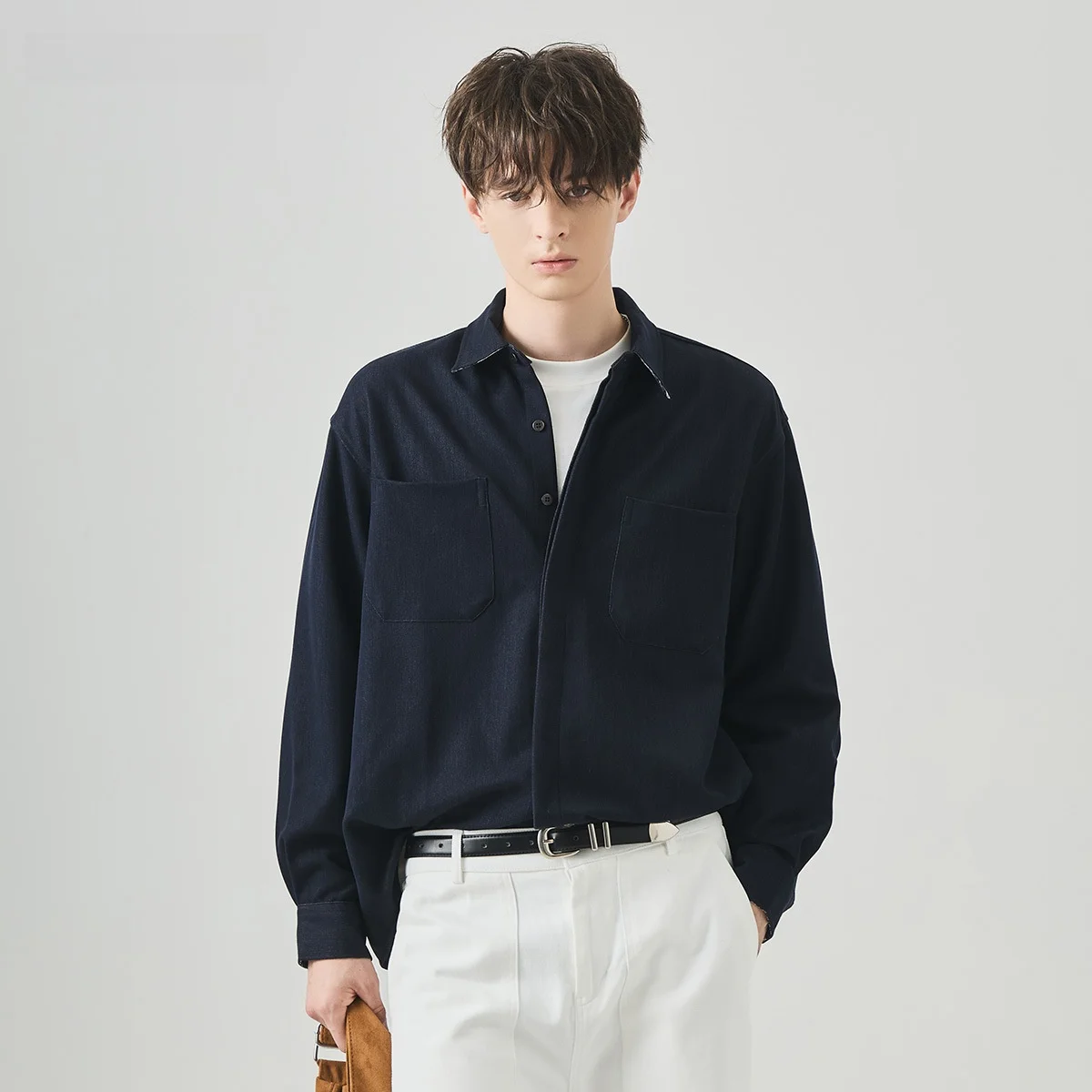 

Мужская повседневная рубашка с длинным рукавом, немнущаяся, свободного кроя, осенняя мода, повседневный стиль, из полиэстеровой смеси, для молодежи, на каждый день