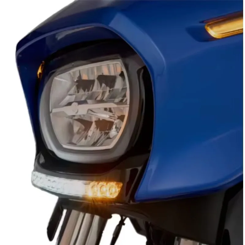 Custom World Batwing Front Running & Turn Signal Light ABS+PC Polished For Touring CVO Street Glide Ultra 2023.5-2025