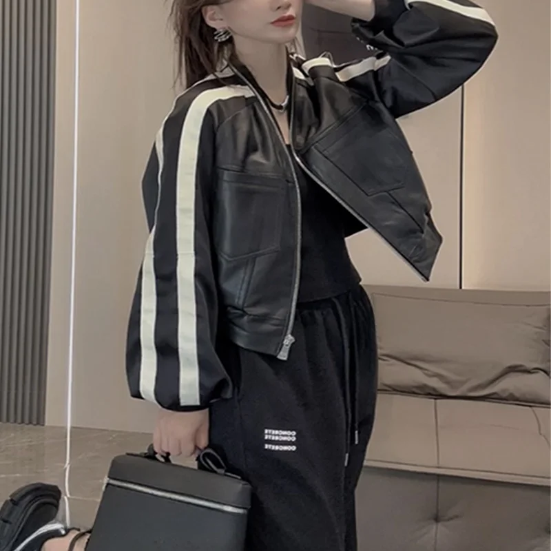 Faionable ort Motorcycle Jaet Women's V-ne Leather irt Color Blo Design Commute Sle Zipper Sve Regular Length