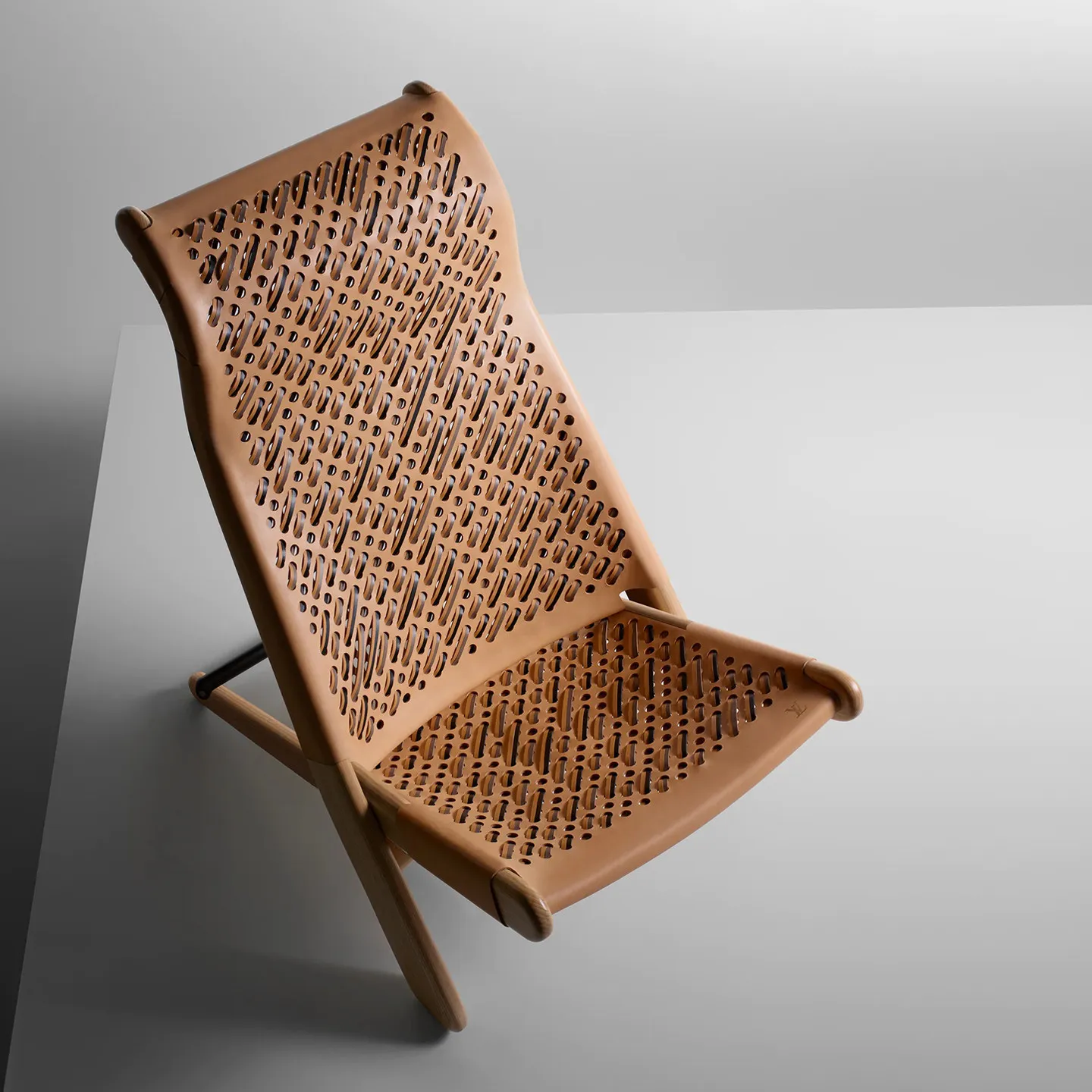 Simple modern leather woven folding recliner outdoor courtyard leisure single chair designer villa balcony back chair