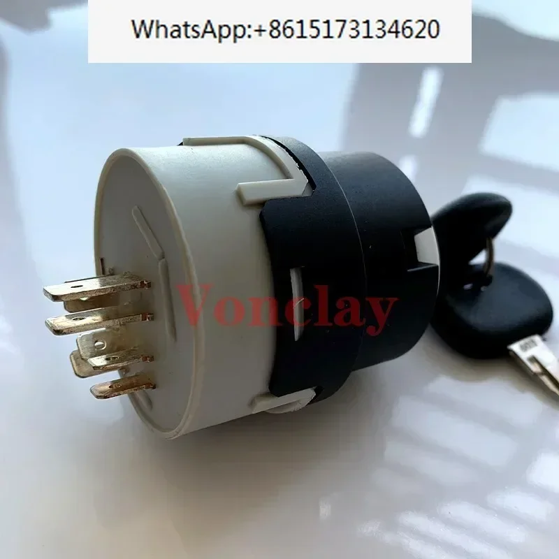 

0009730212 Suitable for Linde forklift keys 350 351 352 H18 20 30 electric door locks