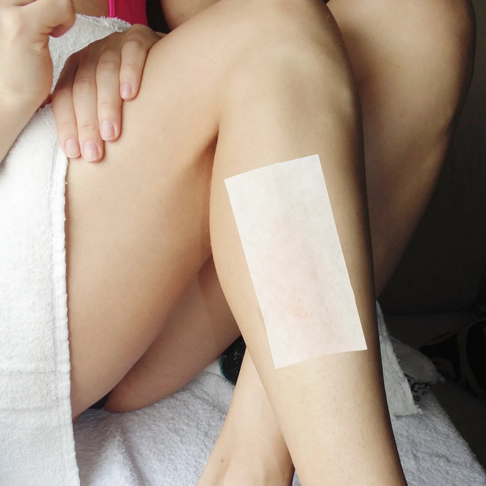 

Восковые полоски для депиляции 50 метров: для ног, подмышек, лица, бровей, тела. Бумага для восковой депиляции лица.