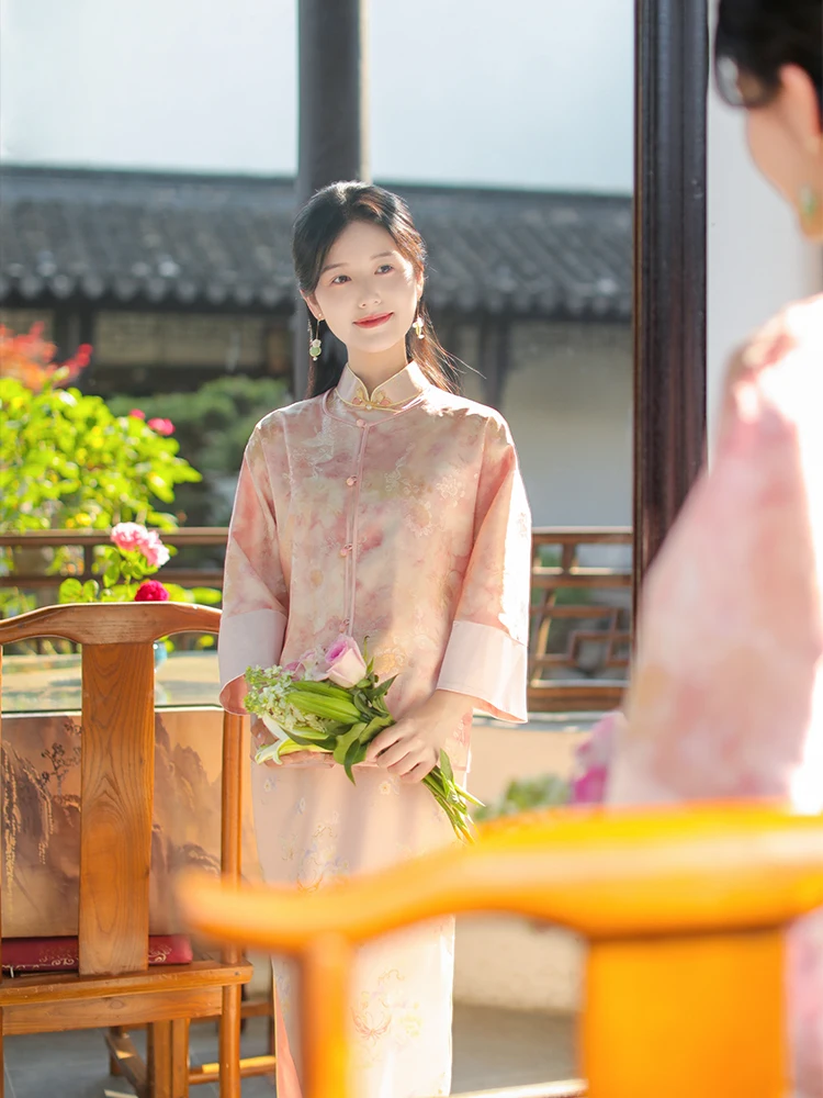 

Ele New Chinese Sle Sun Protection Flag Robe Top Women's Pink Daily High-End Feelings Vintage Wind Midi Qipao Coat