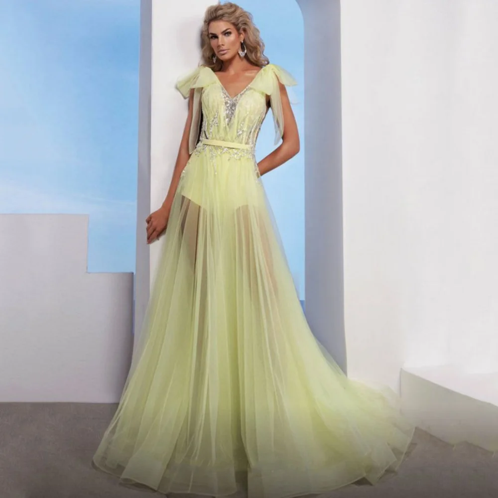 

Tulle Shiny Customized Party Gowns Romantic A Line Prom Dresses Tank Sequin V Neck Bow Illusion Evening Dress New فساتين سهرة