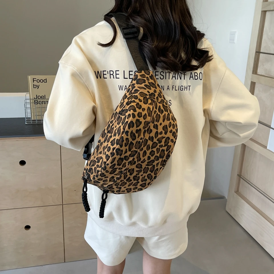 Bolso de pecho con estampado de leopardo para mujer, bandolera cruzada con cinturón de lona, monederos de plátano de gran tamaño, tendencia 2024