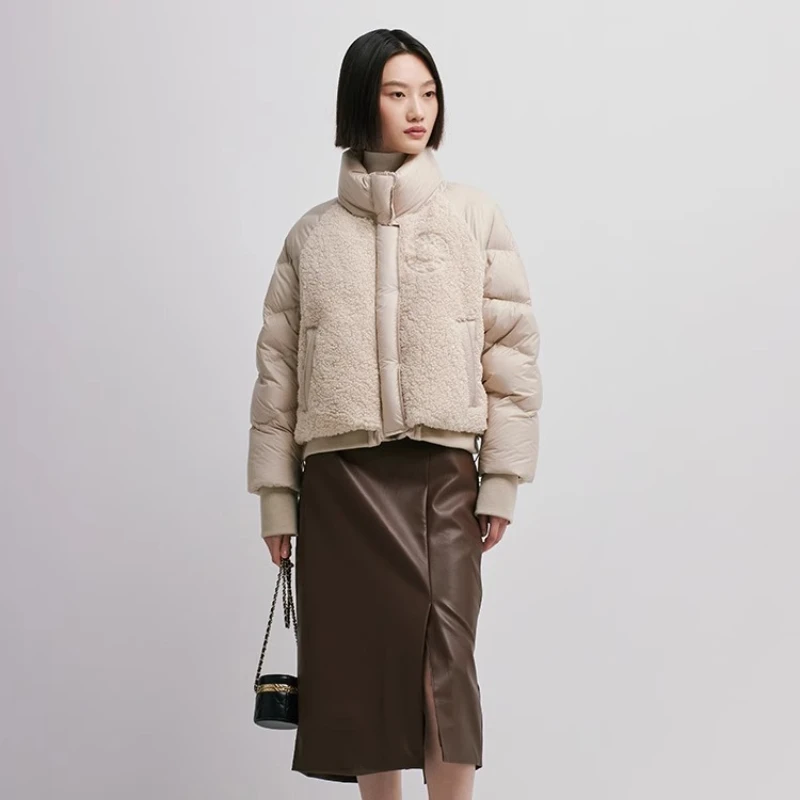 เสื้อแจ็คเก็ตขนเป็ดคอตั้งเชอริคอมพร้อมแผงขนแกะ ยางยืดรัดขอบ ปลายแขนเสื้อยืดหยุ่น น้ำหนักเบา รุ่น Y298005Y