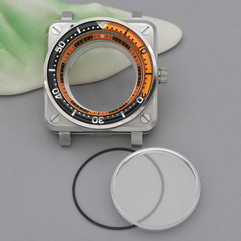 

42mm SKX007 square case NH35 case compatible with NH35/NH36 movements Features sapphire crystal and transparent case back