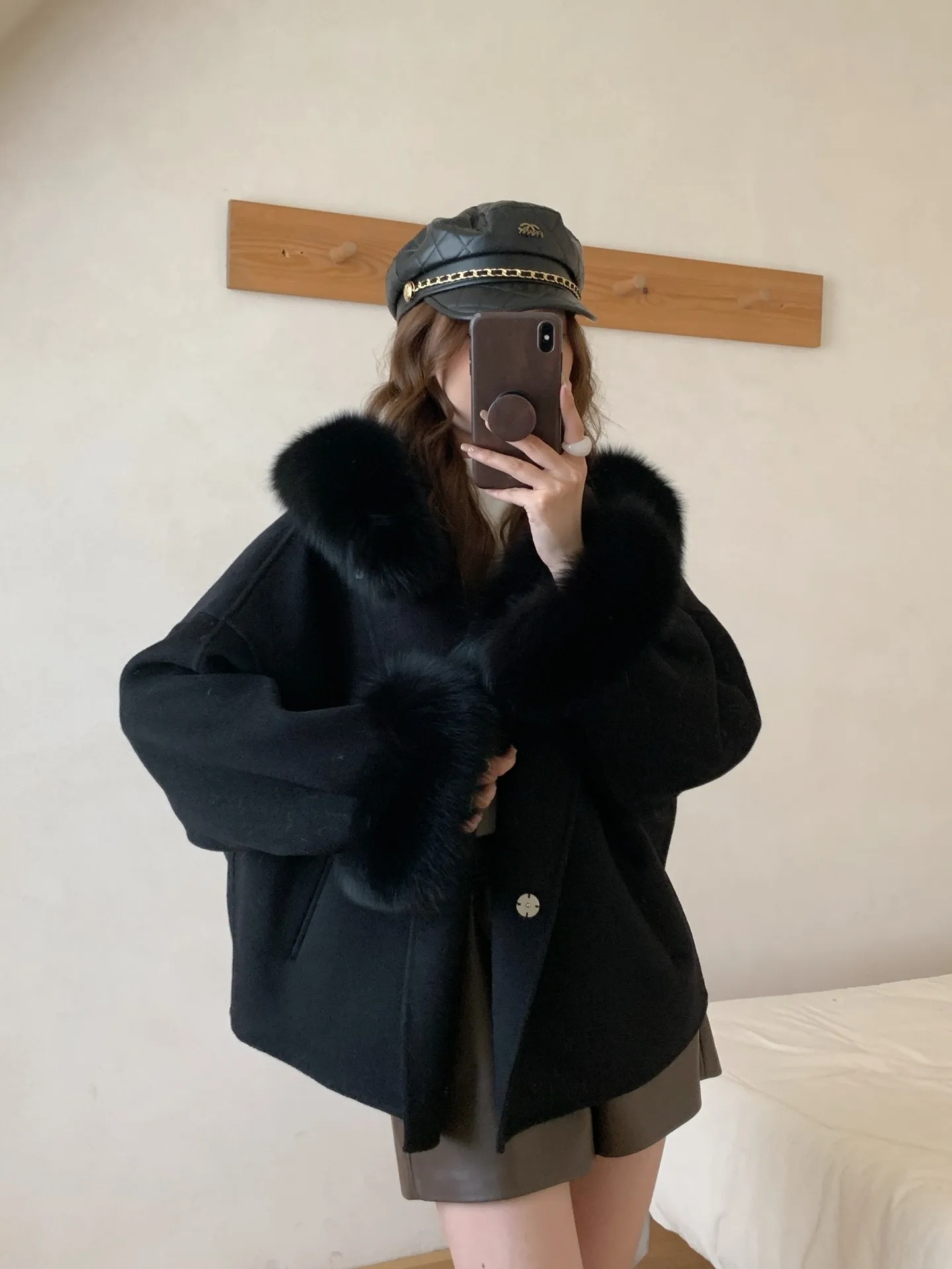 Korean sweet and cute 2025 Autumn/winter Loose hooded fox fur collar short double-sided woolen cashmere coat, woolen jacket for