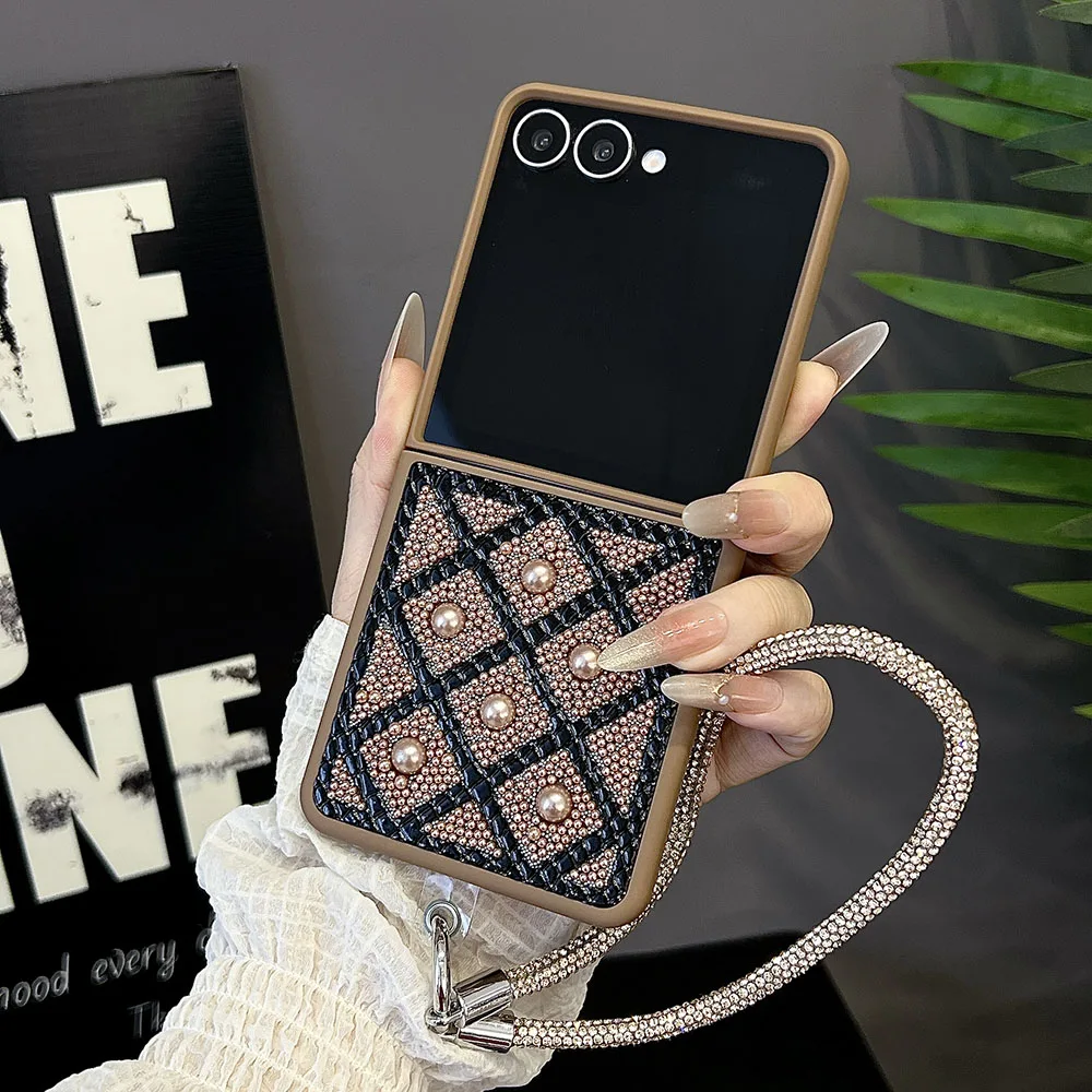 

Роскошный стеганый чехол для телефона с бриллиантами для Samsung Galaxy Z Flip 7 Flip7 5G, защитный чехол со съемным ремешком для браслета, чехол Funda