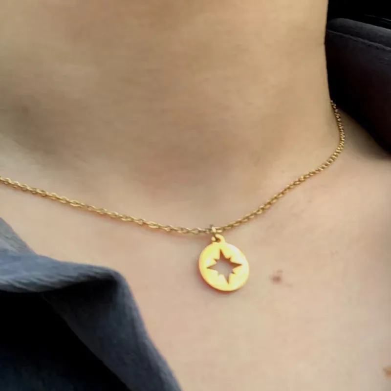 forma-de-disco-redondo-charme-pingente-colar-pequena-bussola-estereo-minimalista-clavicula-unisex-colar-de-corrente-de-aco-inoxidavel-joias