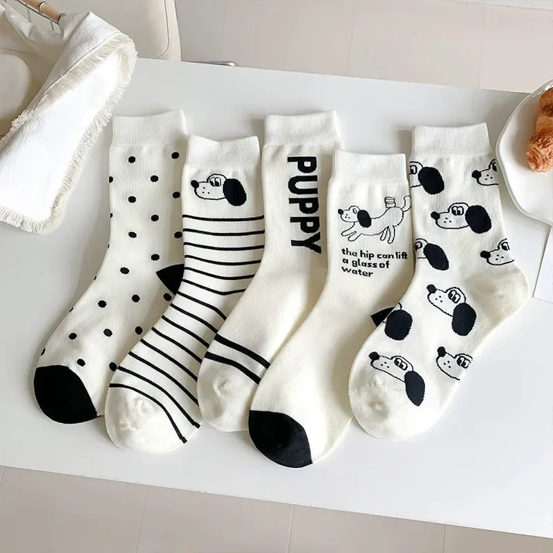 

Autumn New Cute Dog Printed Women Middle Socks Made of Pure Cotton Comfortable Female Socks