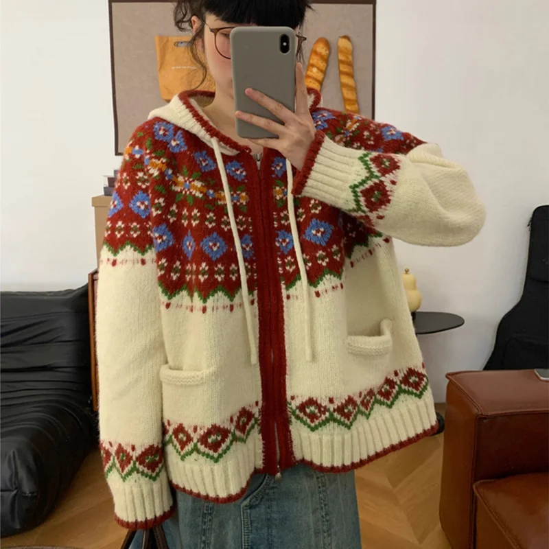 

Korean Style Hooded Knitted Jacket for Women Autumn New Contrasting Thickened Cardigans Long Sleeved Warm Christmas Sweaters