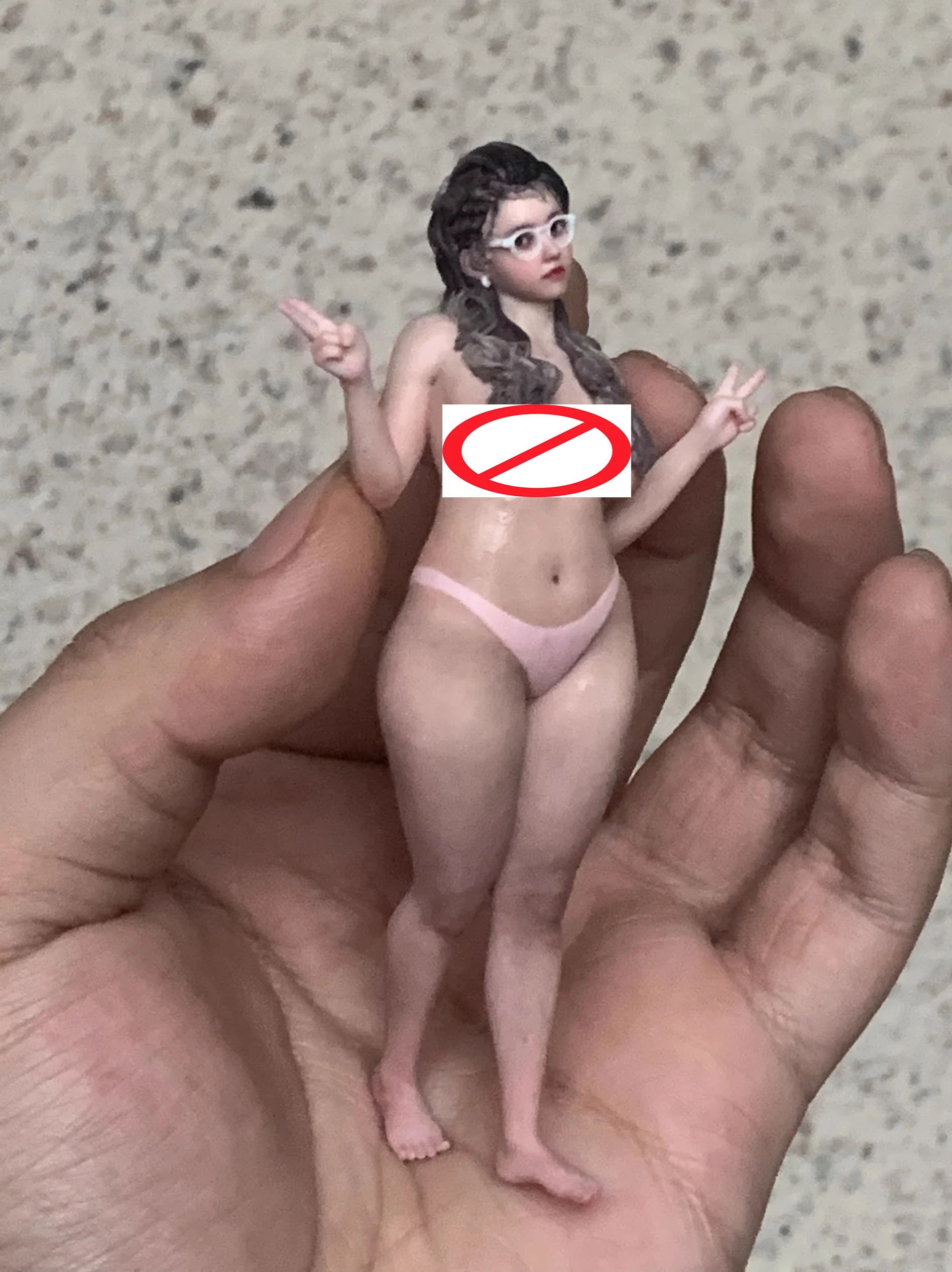 

GK 1/16 Scale Female Statue Hand Painted Resin Fat Sexy Sculpture Realistic Skin Figure Car Model Mini Scene Toy DIY Gift