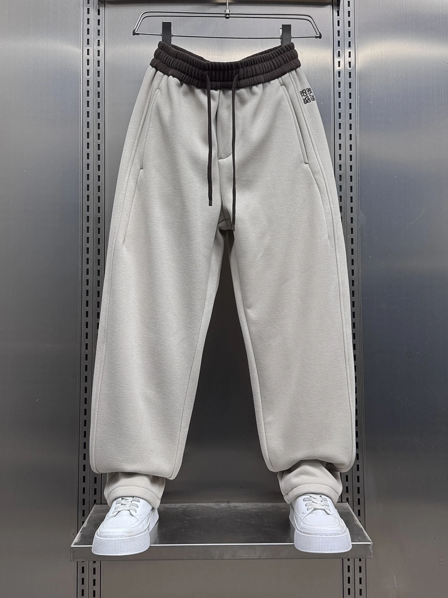 

Winter New Fce Lined Dstring Elastic Waist Casual Pants Men Loose Straight Leg Wide Leg Trendy Brand Embroidered Long T...