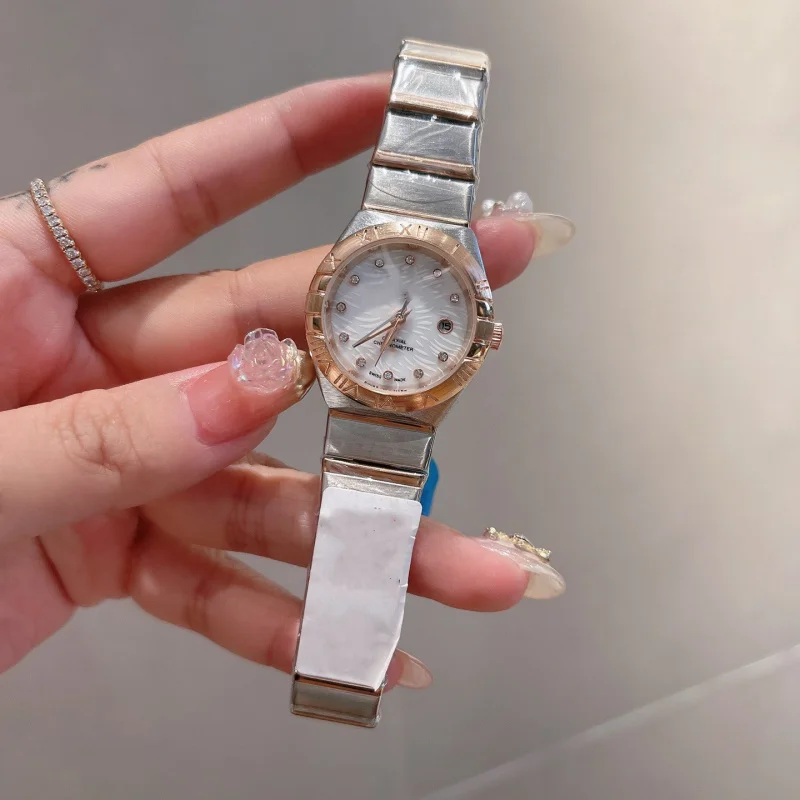 Reloj de cuarzo con esfera estrellada para mujer, cronógrafo de acero inoxidable con superficie de tendencia europea, nuevo