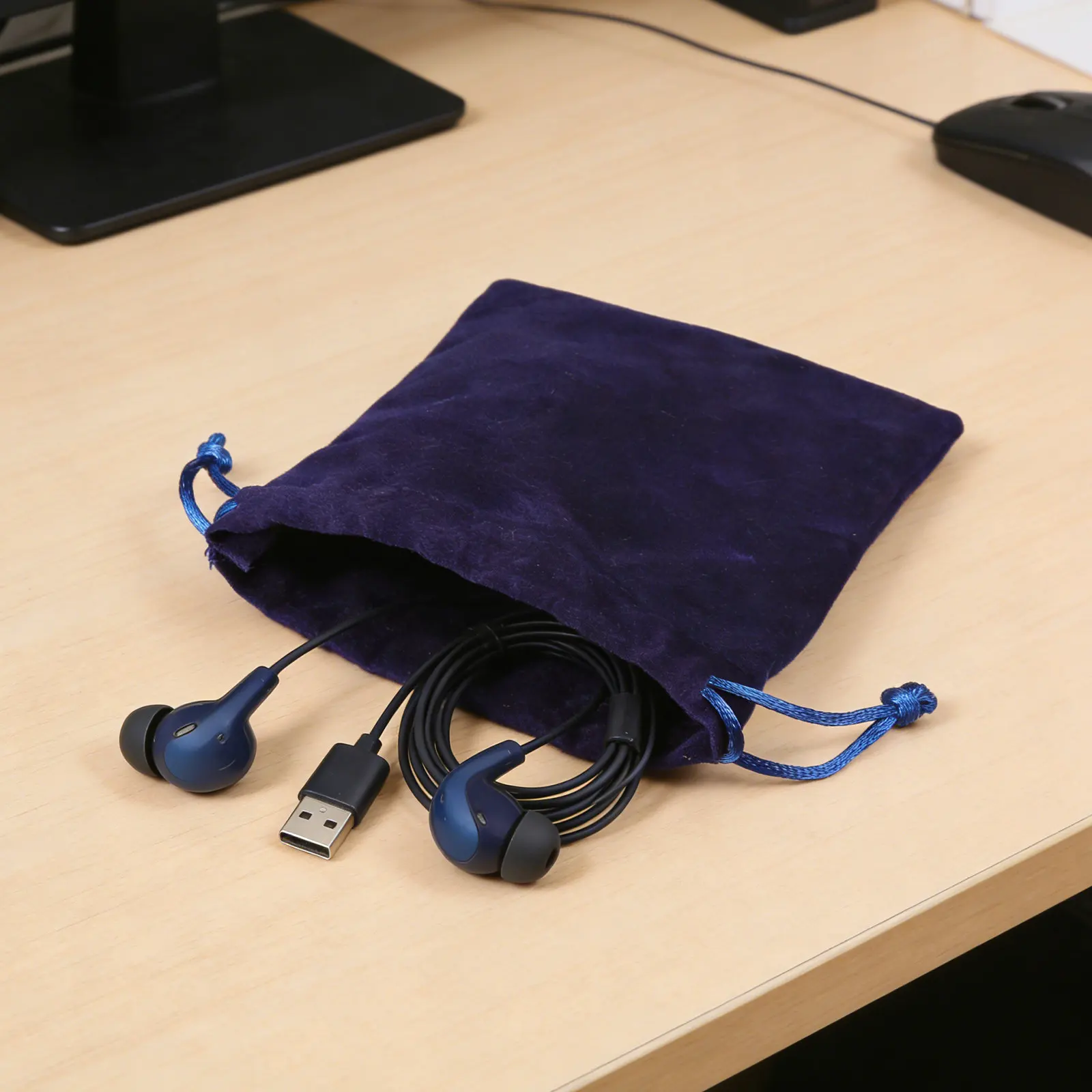 

2Pcs Cube Protective Bags Lint Drawstring Storage Pouches Lightweight Portable Carrying Cases for Cube Puzzles Small Sundries