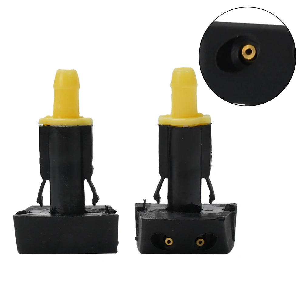 2pcs Car Windshield Washer Water Jet Spray Nozzle For Nissan TIIDA Windscreen Washer Nozzle Sprayer Auto Accessories