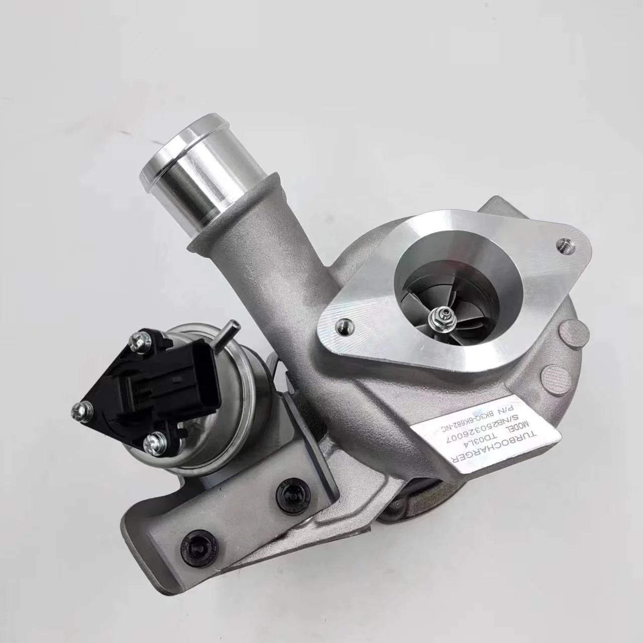 

Кольцо сопла турбокомпрессора Ranger BT-50 2,2 T 2,2 MZ-CD 2,2 TDCi, новое состояние 49131-06320 49131-06300 TD03