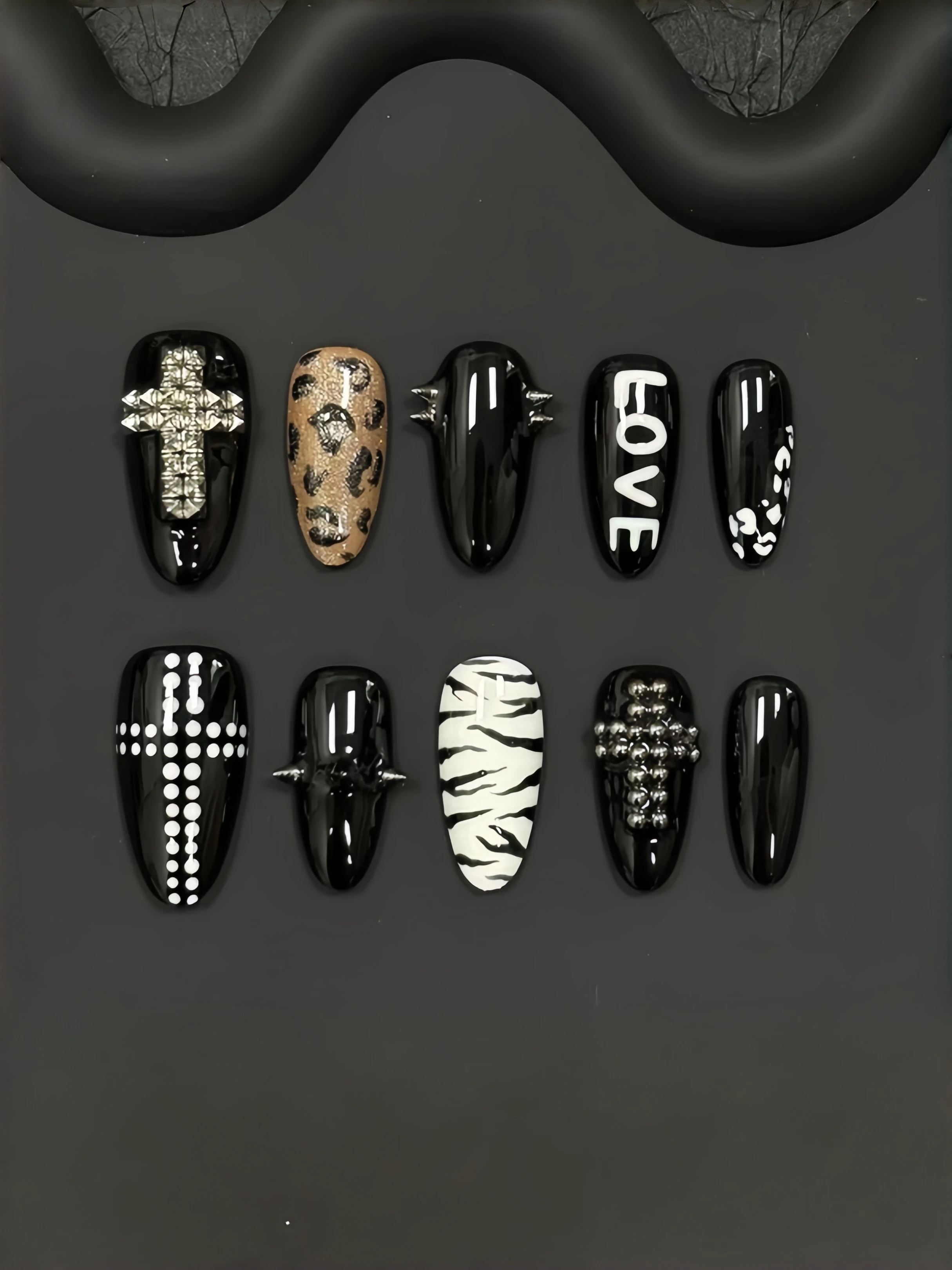 10 mittelgroße mandelförmige Nägel, Punk-Nieten-Kreuz-Press-On-Nägel, Leopardenmuster-Zebra-Muster Nagelaufkleber im dunklen Cool-Girl-Stil, Halloween dunkles personalisiertes Nagelset – Detail 1