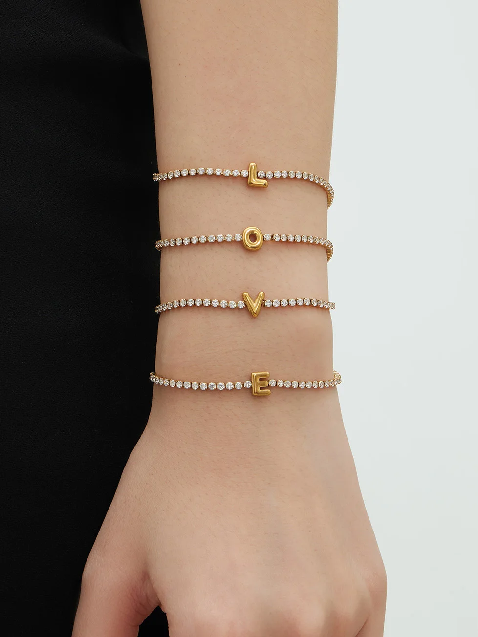 Nivora Luxury Cubic Zirconia Chain Tennis Bracelet for Women Stainless Steel Capital Letter Charm Pulsera Wedding Bridal Jewelry