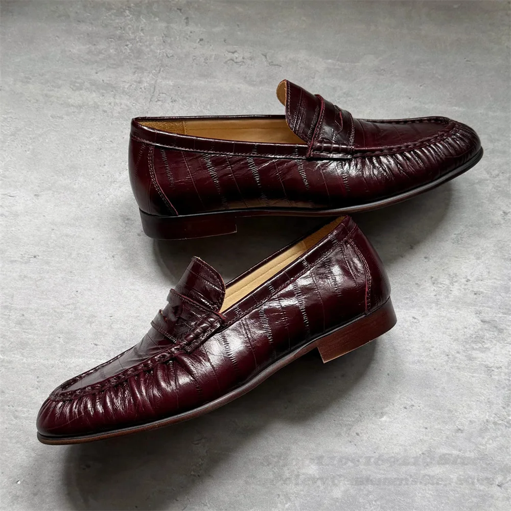 Retro Loafers for Men Lazy Eel Casual Leather Shoes Pleated Single Shoes Dark Browm Slip On Elegant Slip On Bean Shoes