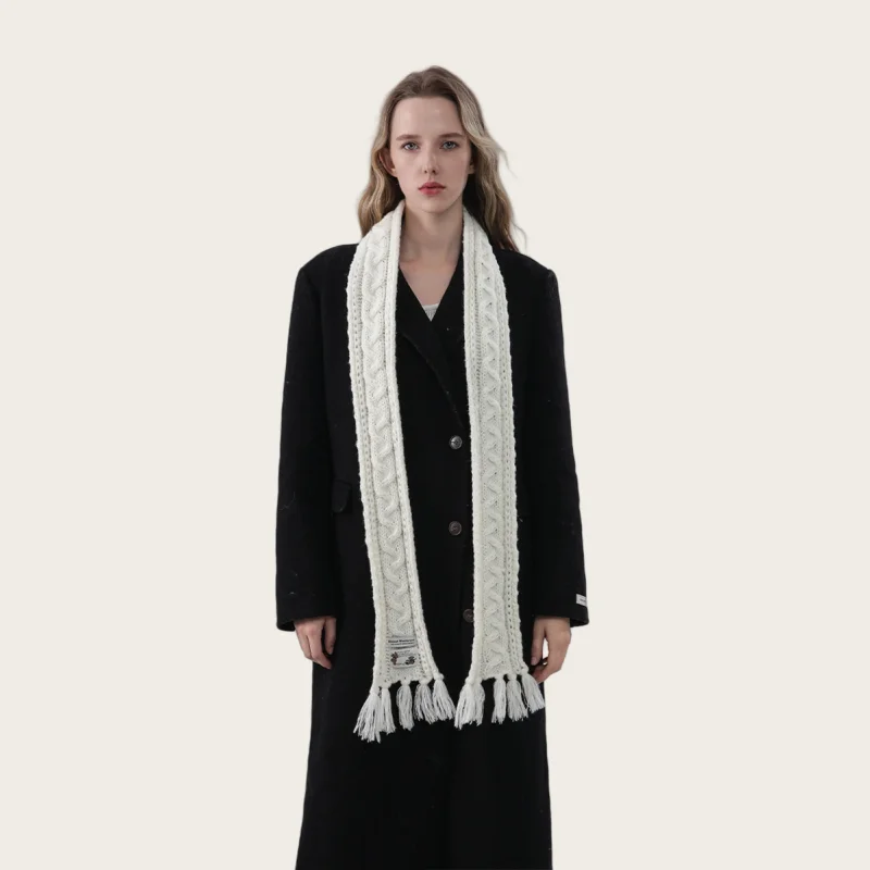 

Новый корейский однотонный узкий шарф Macron, женский зимний теплый вязаный классический короткий шарф с витым цветком, женский шарф для взрослых