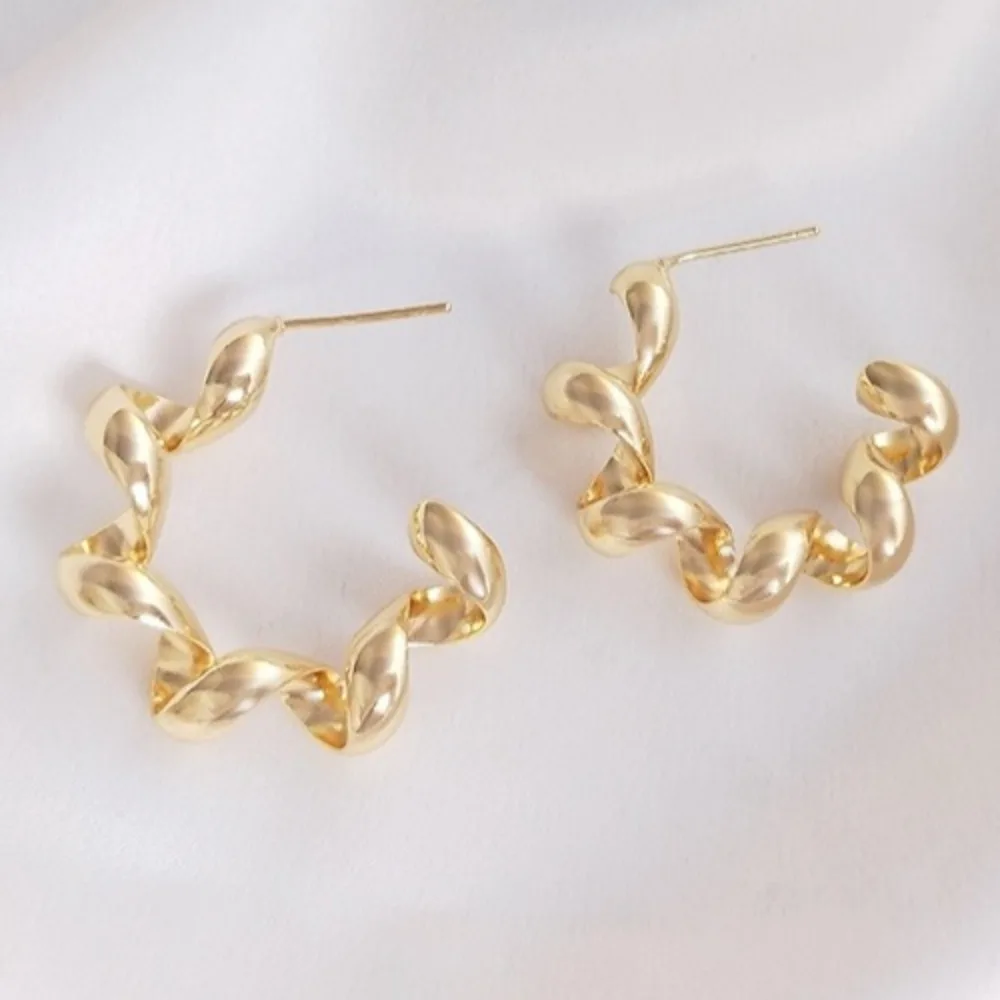 

Медные серьги из 14-каратного золота с телефонным проводом, женские модные дизайнерские серьги премиум-класса, весенние элегантные серьги