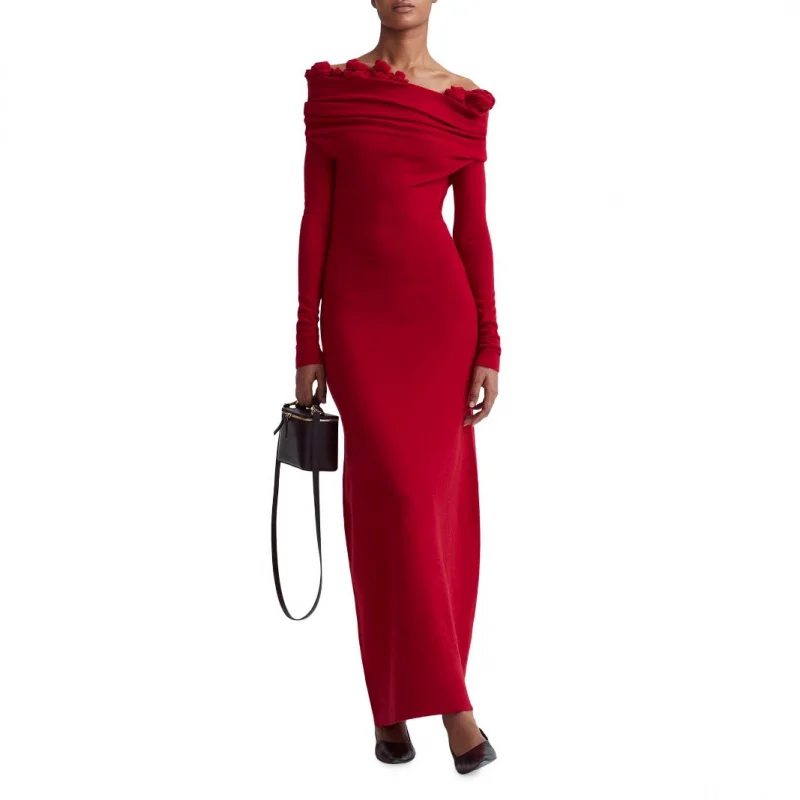 

European and American Style Off-Shoulder Long Dress with Three-Dimensional Flower Decoration, Slim-Fit Elegant Evening Gown