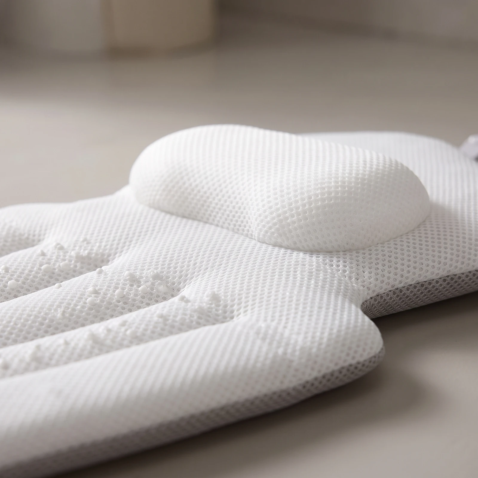 Bathtub Reclining Cushion Ergonomic Bath Cushion with Headrest Bath Pillow with Headrest Breathable Hanging for Adults