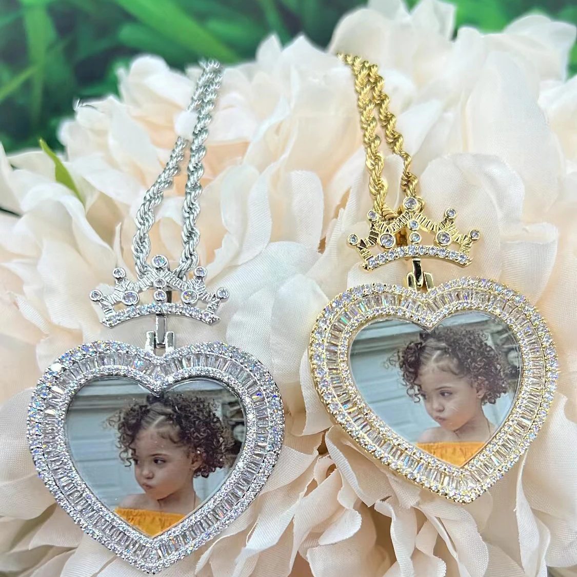 

THE BLING KING Heart Princess Photo Pendant Custom Memory Picture Pendant Engrave Name HipHop Jewlery Personalized Women Gifts