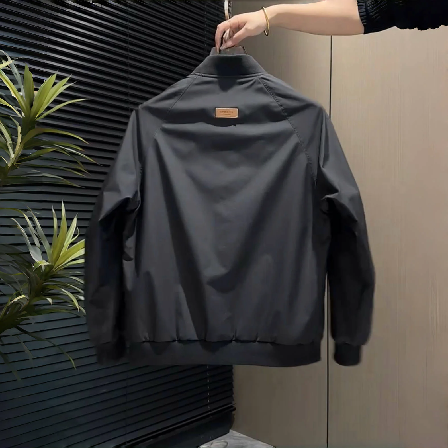 

Повседневная мужская бейсбольная куртка, модная универсальная рабочая одежда, верхняя одежда, модная подставка, подходит на молнии, украшенная полиэфирным волокном