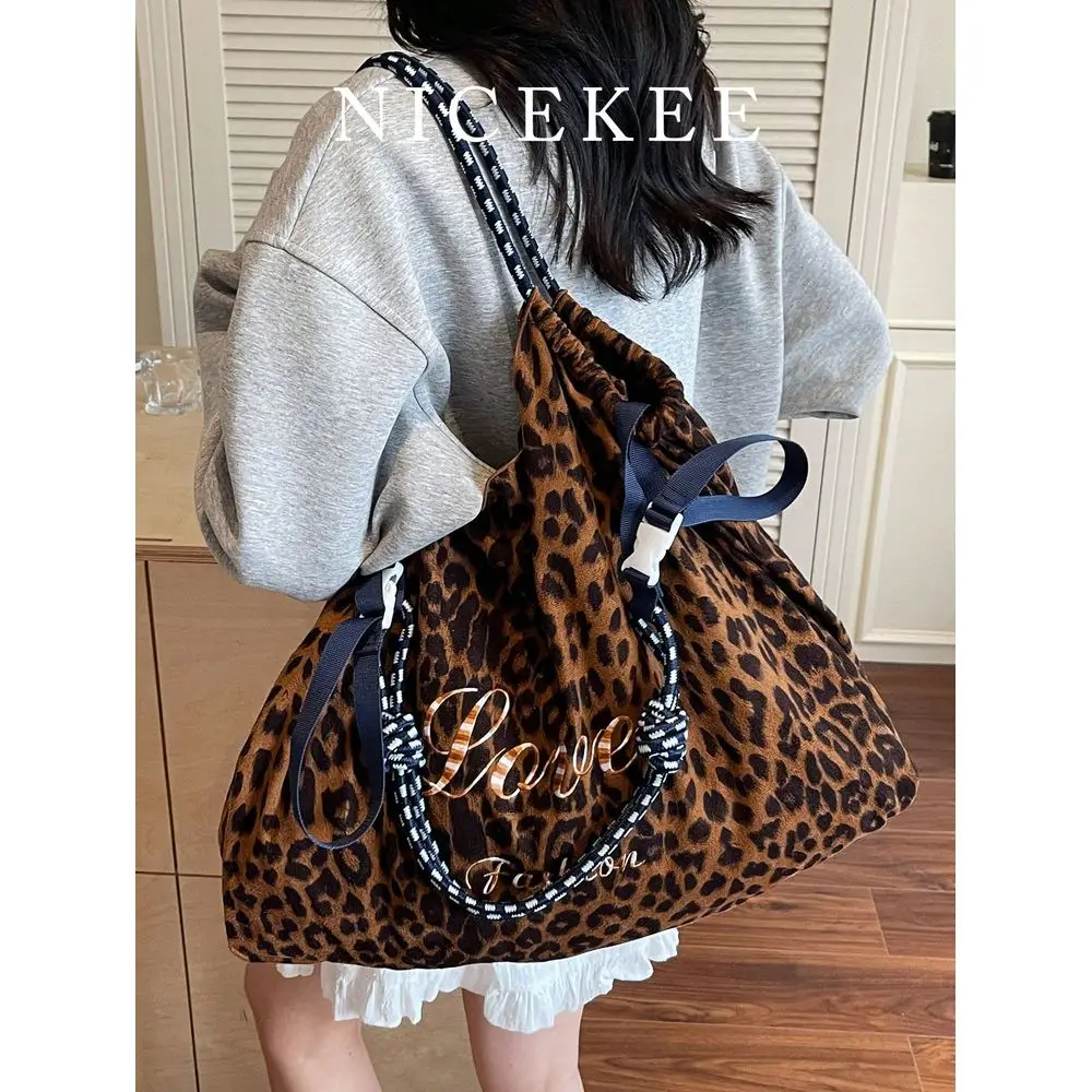 

Fashionable Personalized Leopard Print Handbag, Stylish Large Capacity Casual Shoulder Bag, Multifunctional Crossbody Bag With