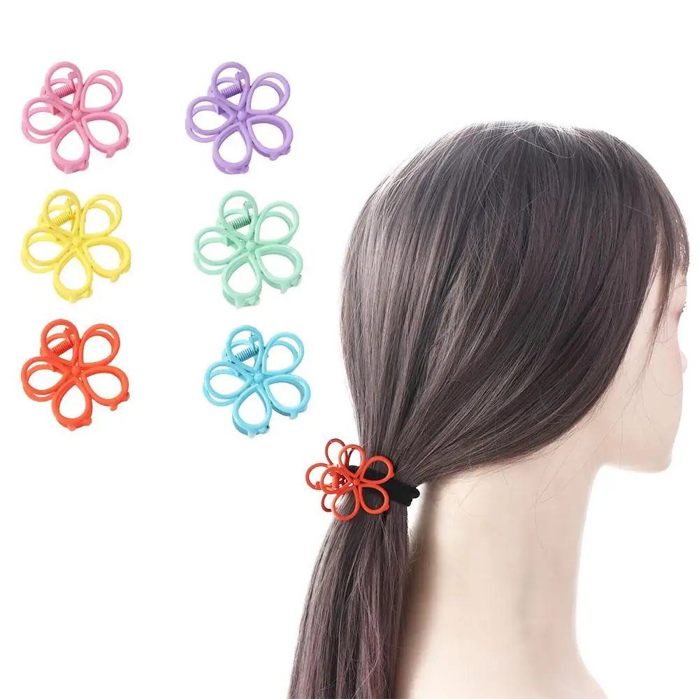 Pince à cheveux crabe en métal pour femme, fleur creuse, pince à mâchoire, cadeau à la mode