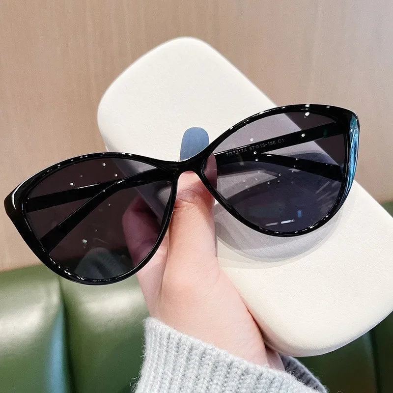 2024 Fashion Cat Eye Sunglasses Women Luxury Brand Designer Sun Glasses Ladies Black Eyeglass Frame Female Shades Eyewear UV400