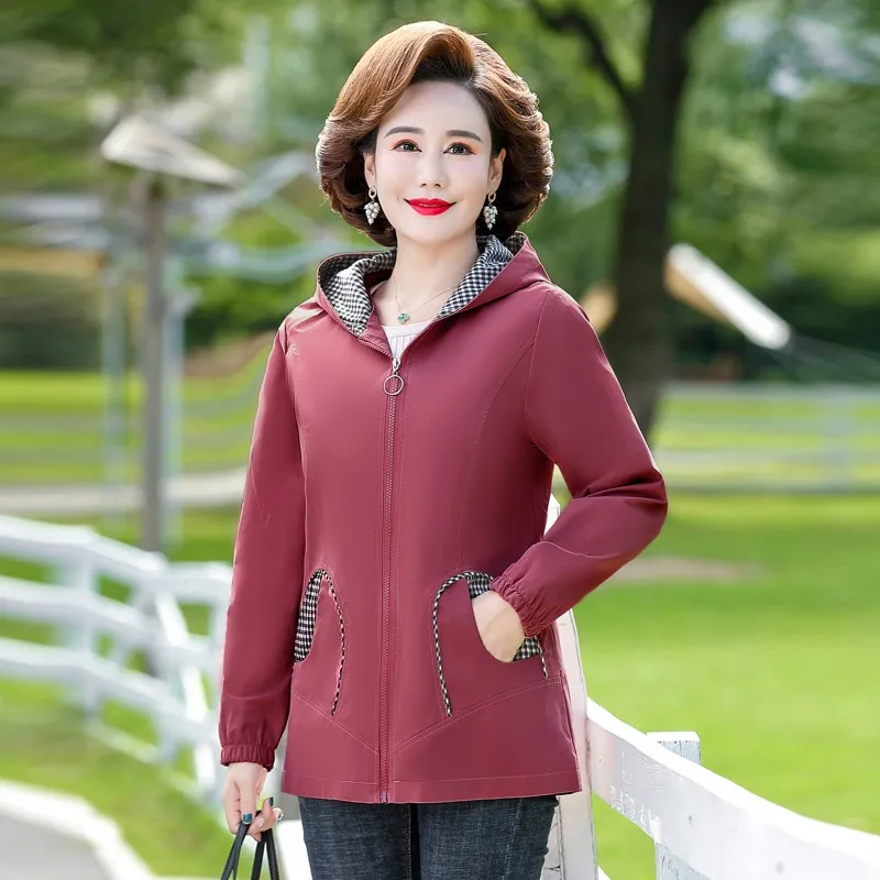 

Middle-aged Womens Trench Coat New Hooded Collar Short Outerwear Spring Autumn Thin Windbreaker Female Basic Coats