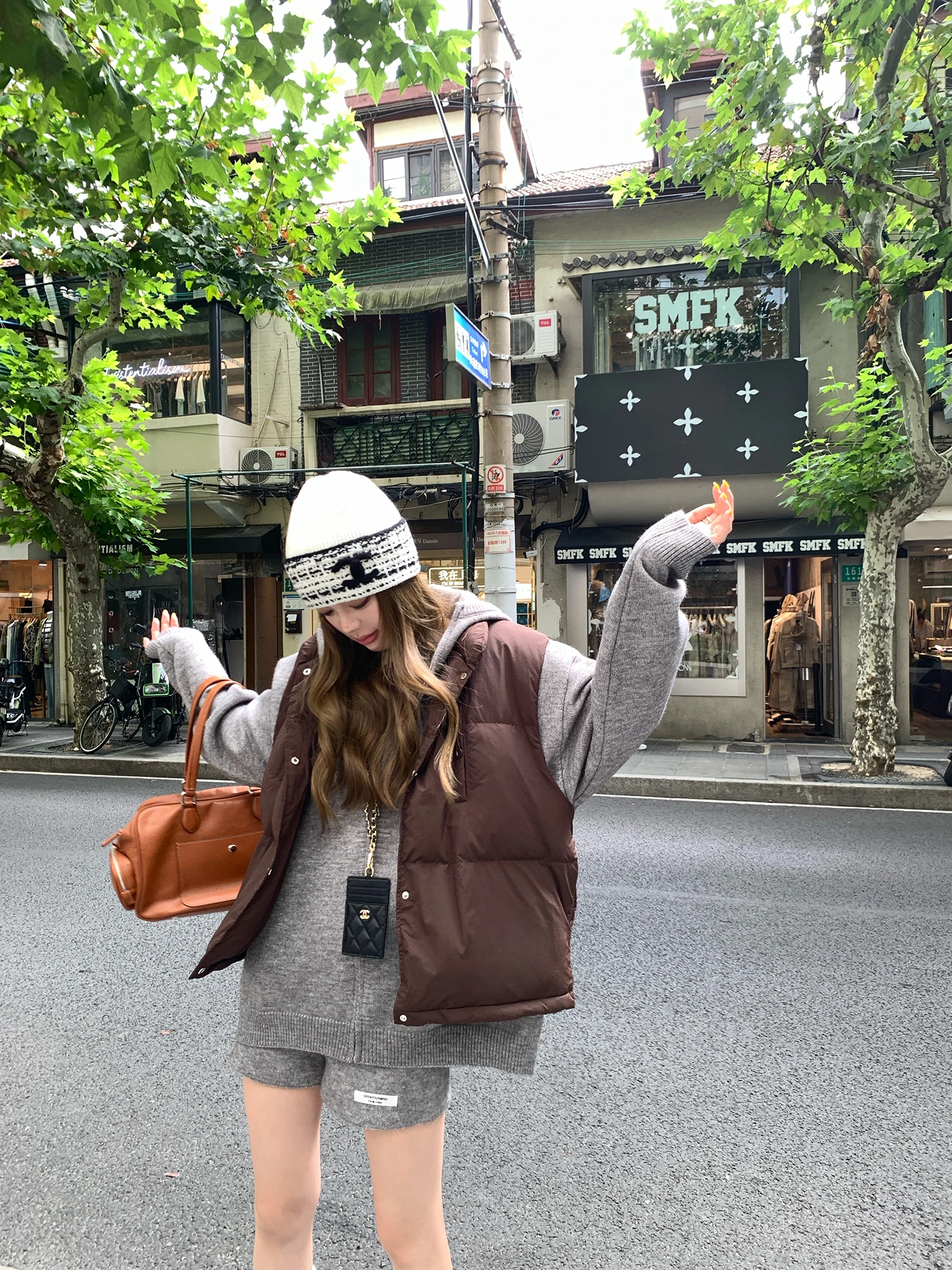 

Anneop Caramel Hot Tea Women's down Vest Autumn Winter Faion Lightweight Jaet oulder Pad Design Commute Sle Pure Color